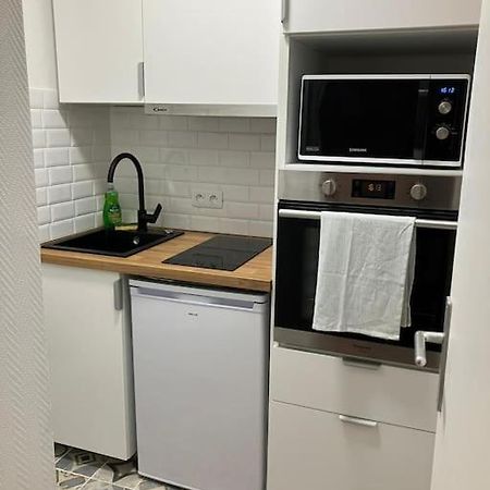 Apartamento Studio Cosy 12 Min Arc De Triomphe Rueil-Malmaison Exterior foto
